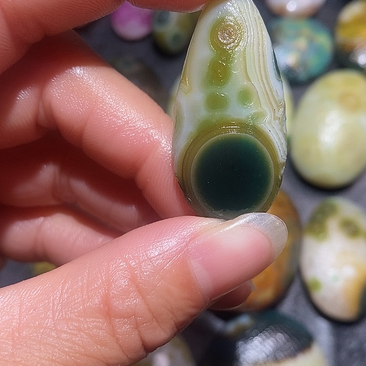 不***1玛瑙/玉髓合金颈饰