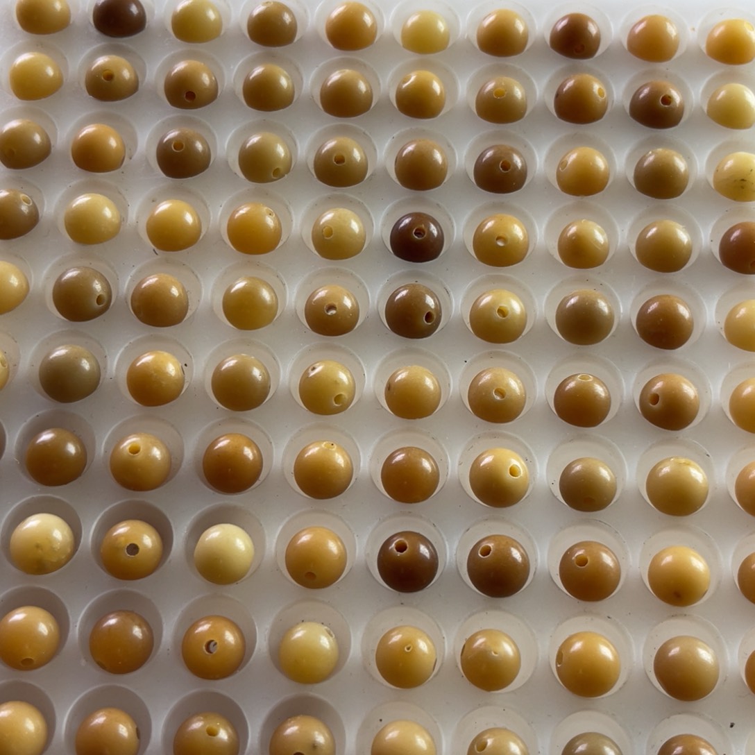 白玉菩提吊坠9风化圆珠200颗