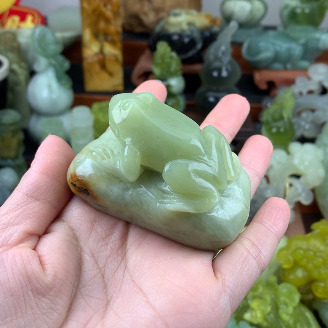 岫玉未镶嵌手把件