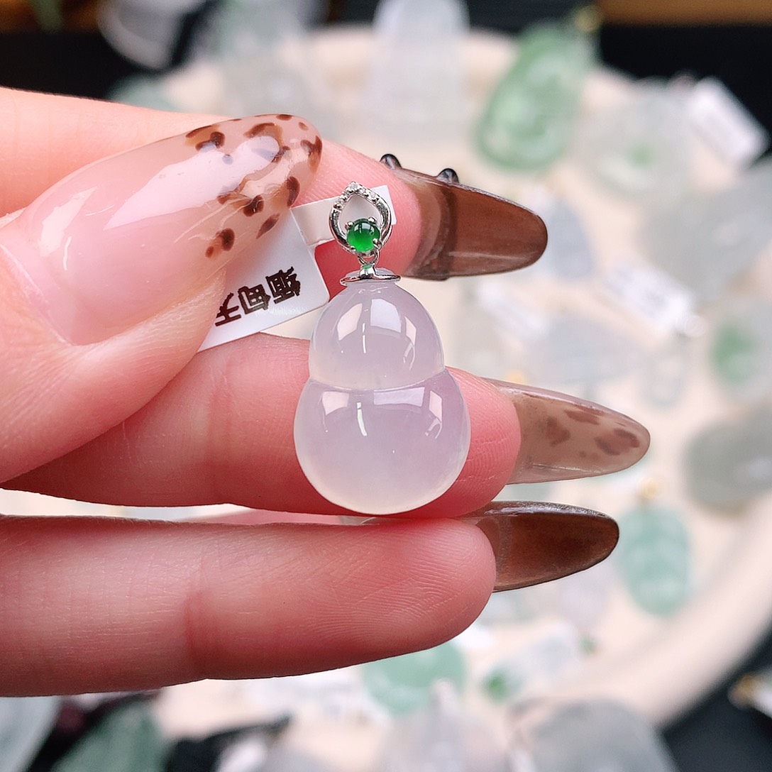 翡翠颈饰18K金镶嵌胖葫芦25、18.5、13.3、6