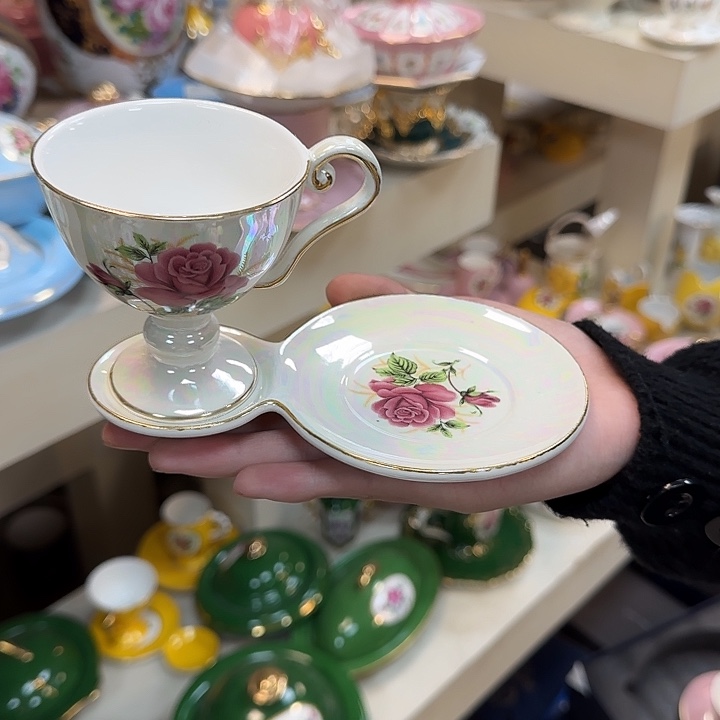 鹿与海陶瓷有限公司