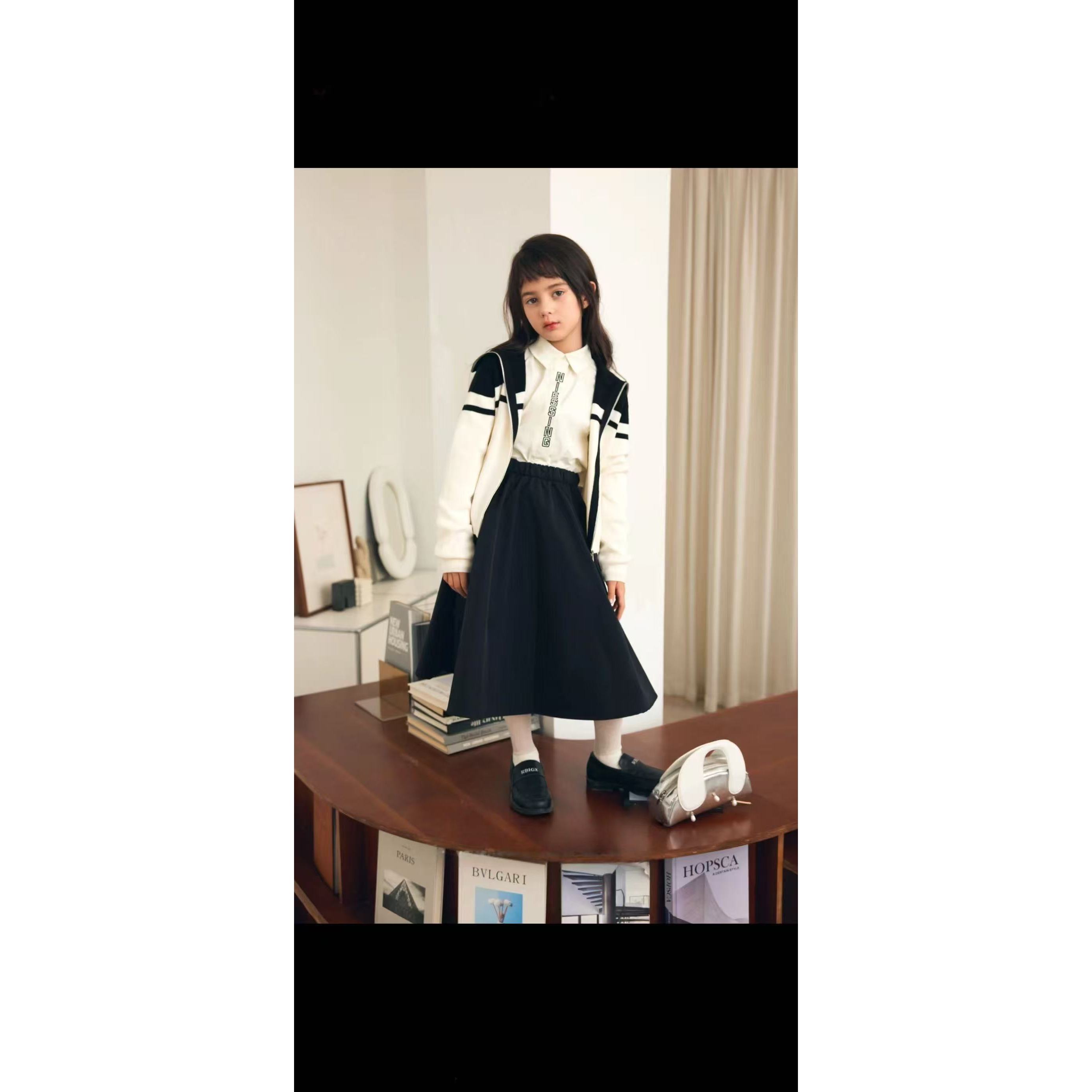 2723新款时尚儿童黑色开衫毛衫KS3CN2723