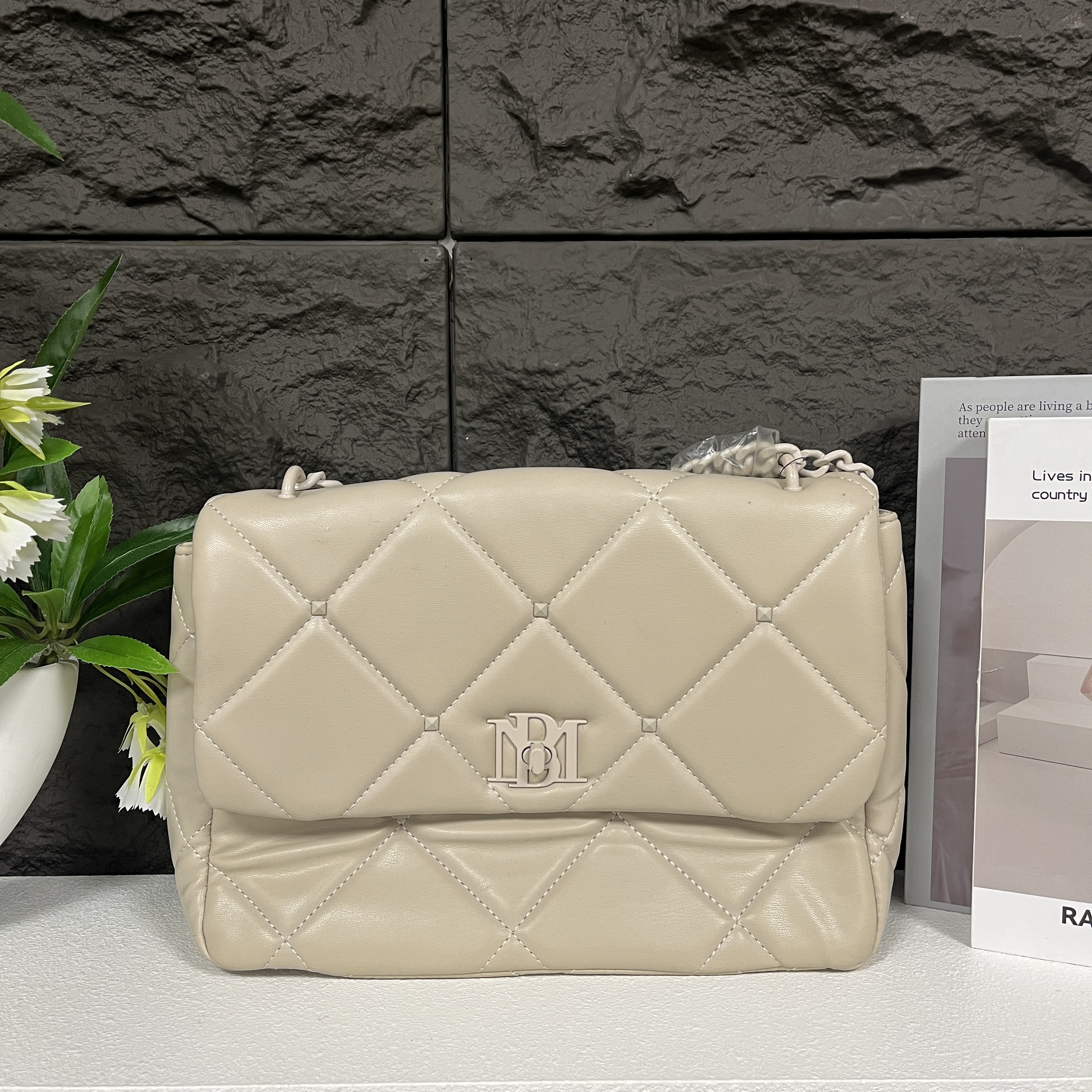 潮流新款单肩斜挎包223