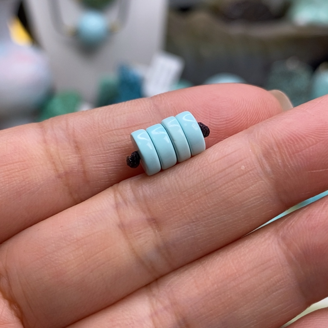 绿松石未镶嵌珠宝奇石6.8