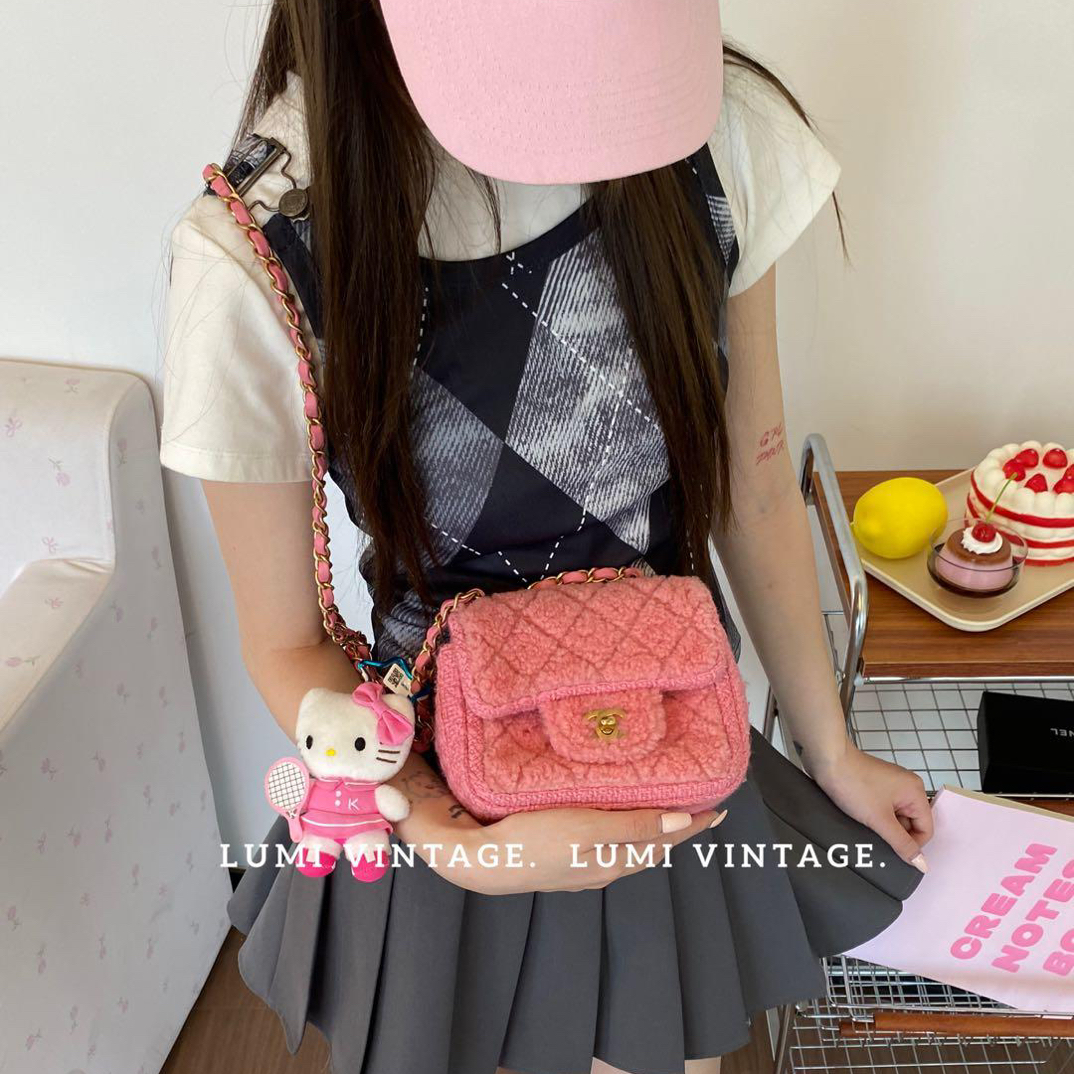 95新 Chanel/香奈儿 粉色毛毛方胖子53857825
