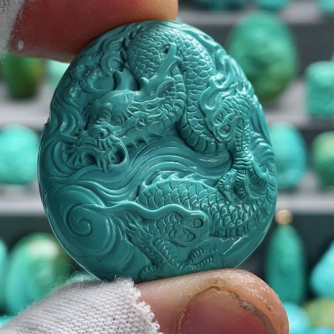 绿松石颈饰未镶嵌