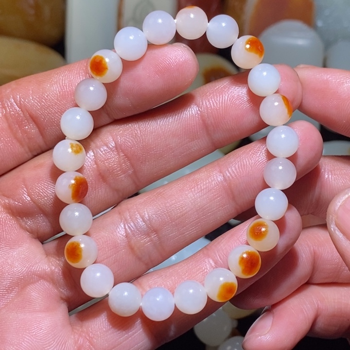 和田玉卡8新疆和田玉手串未镶嵌