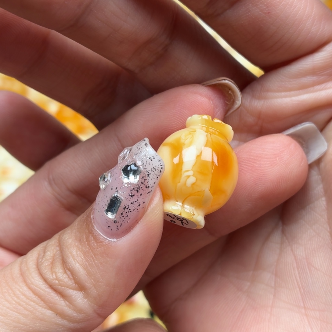 蜜蜡未镶嵌裸石蜜蜡