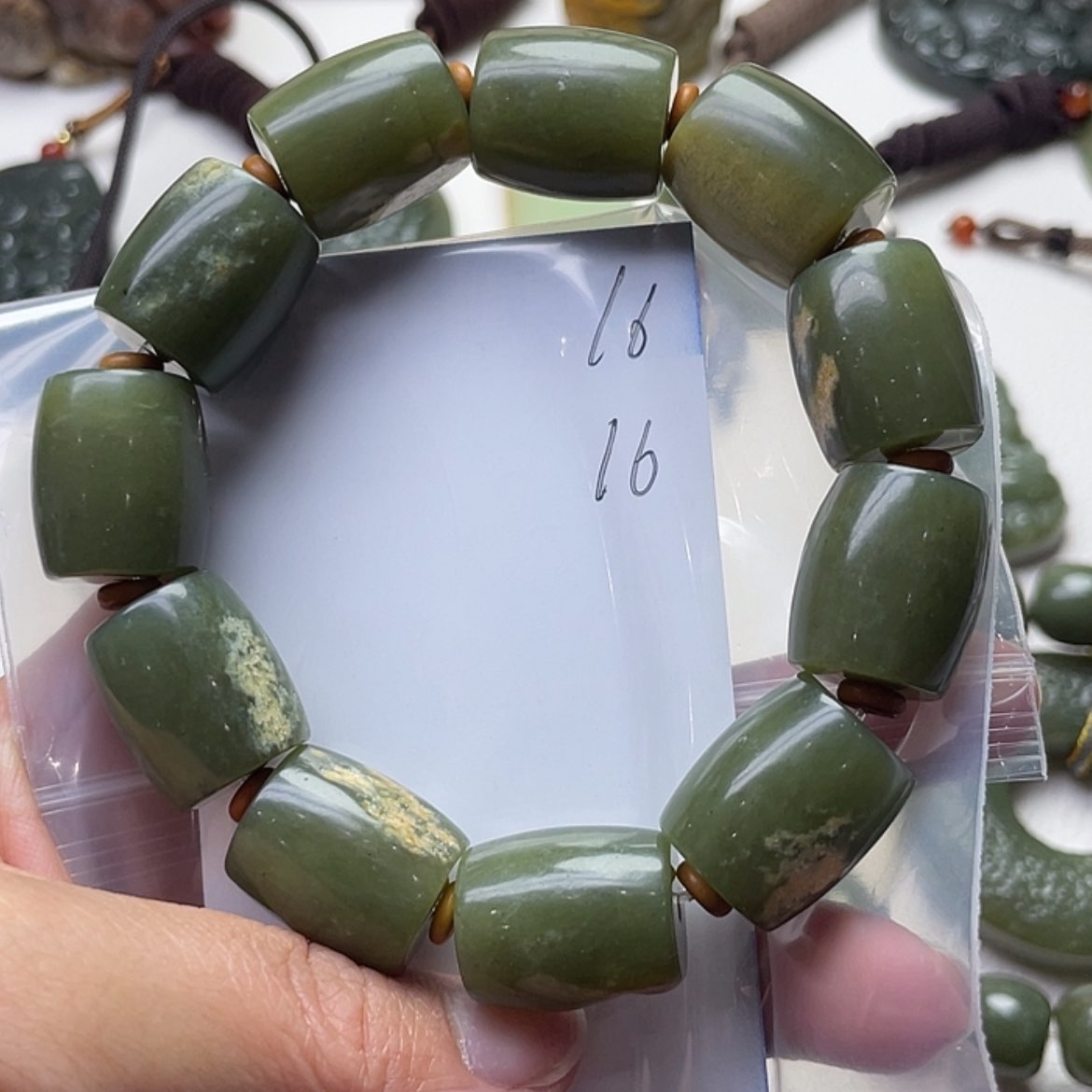 【闪购商品】和田玉手串未镶嵌雨****喽