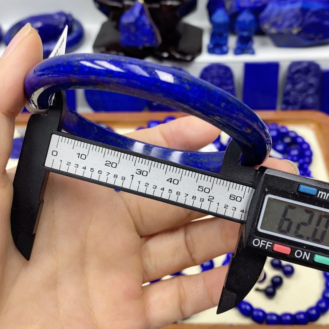 青金石手镯未镶嵌沙*花