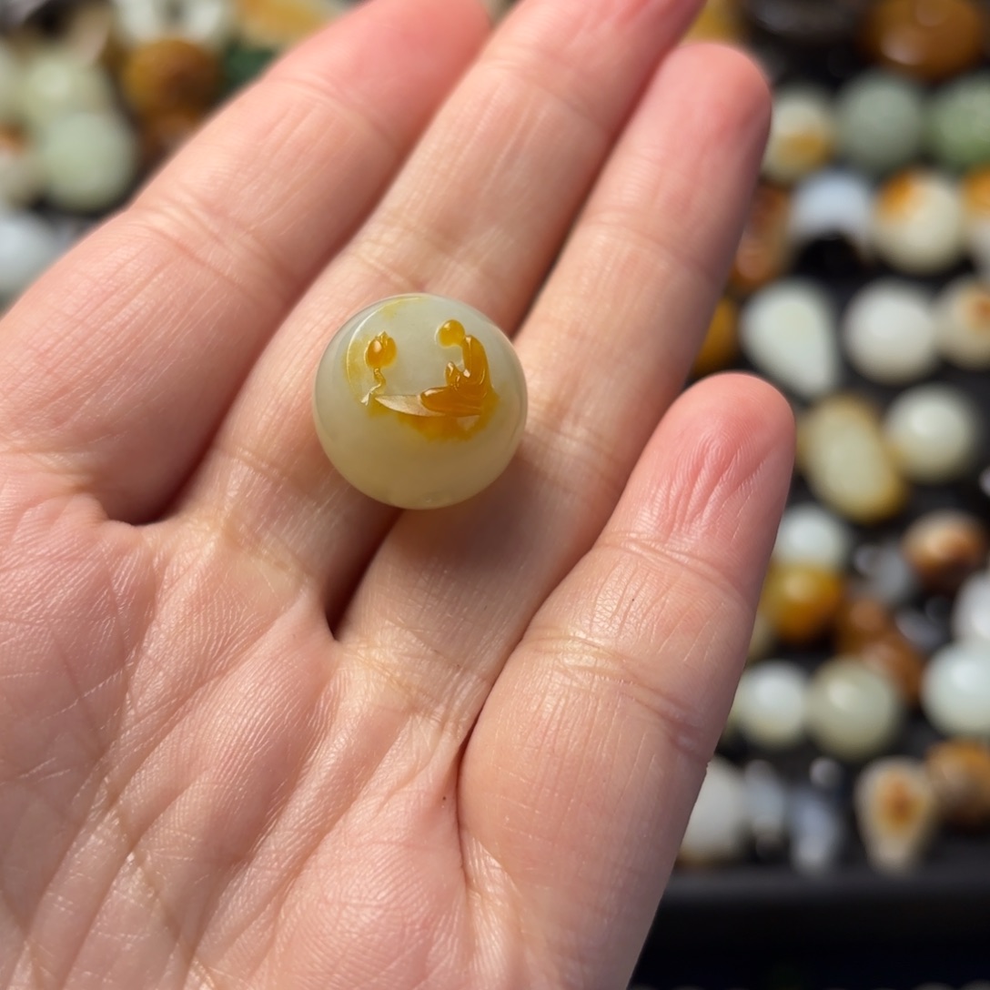 和田玉颈饰未镶嵌仲****李