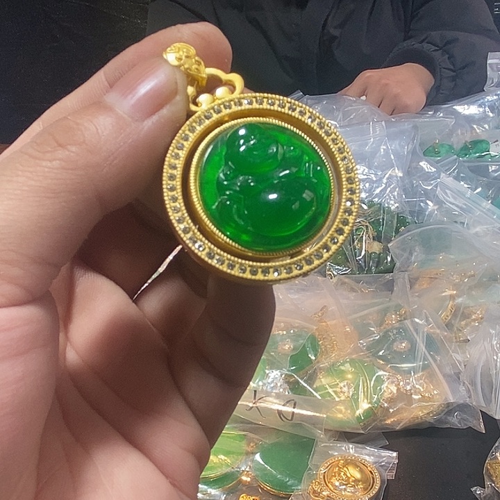 翡翠颈饰未镶嵌价格