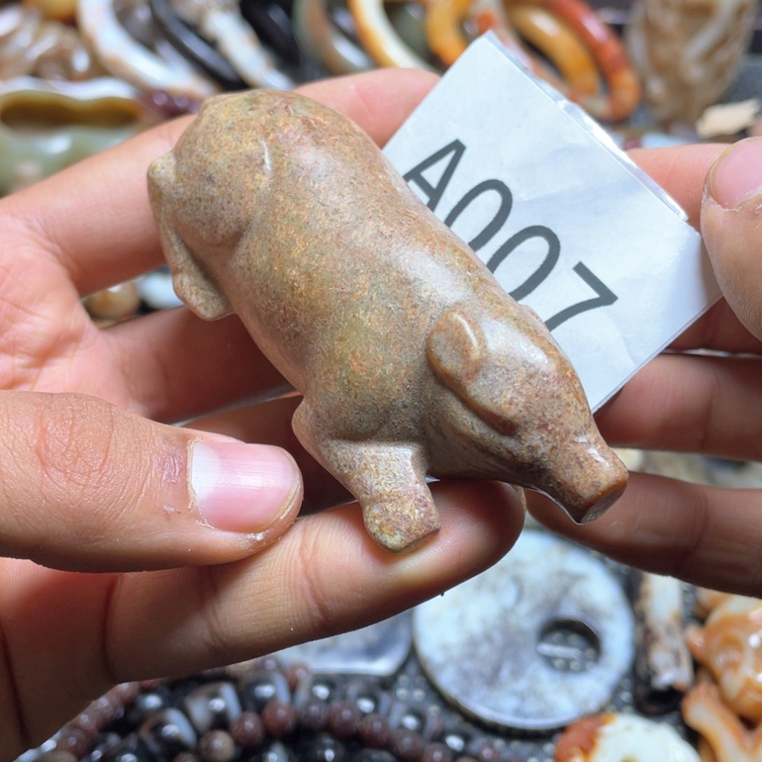 和田玉（糖玉）挂件未镶嵌