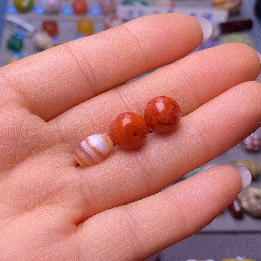 ****爱玛瑙/玉髓未镶嵌颈饰