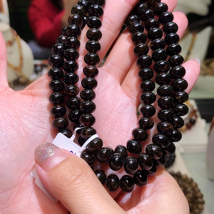 琥珀裸石未镶嵌喂*琥珀