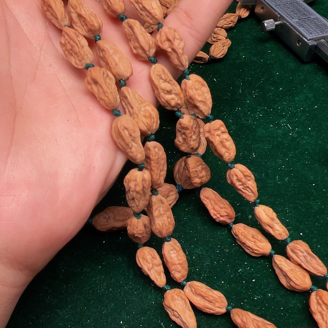 老***棠文玩核桃吊坠异性