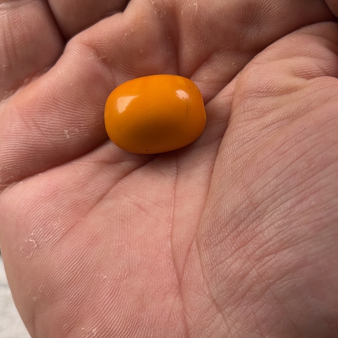 小***学蜜蜡未镶嵌颈饰老蜜蜡