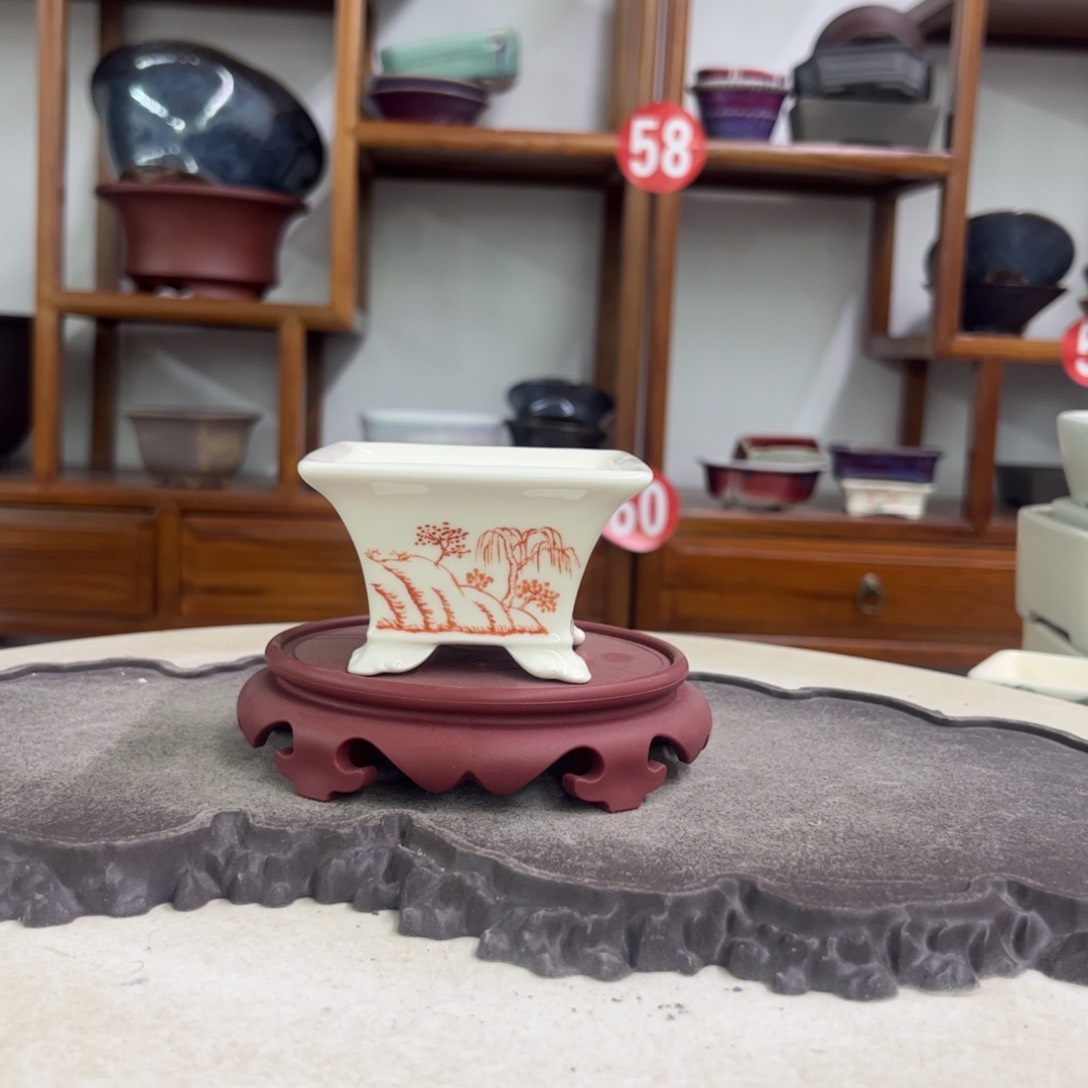 紫砂花盆瑕疵5/8。。。