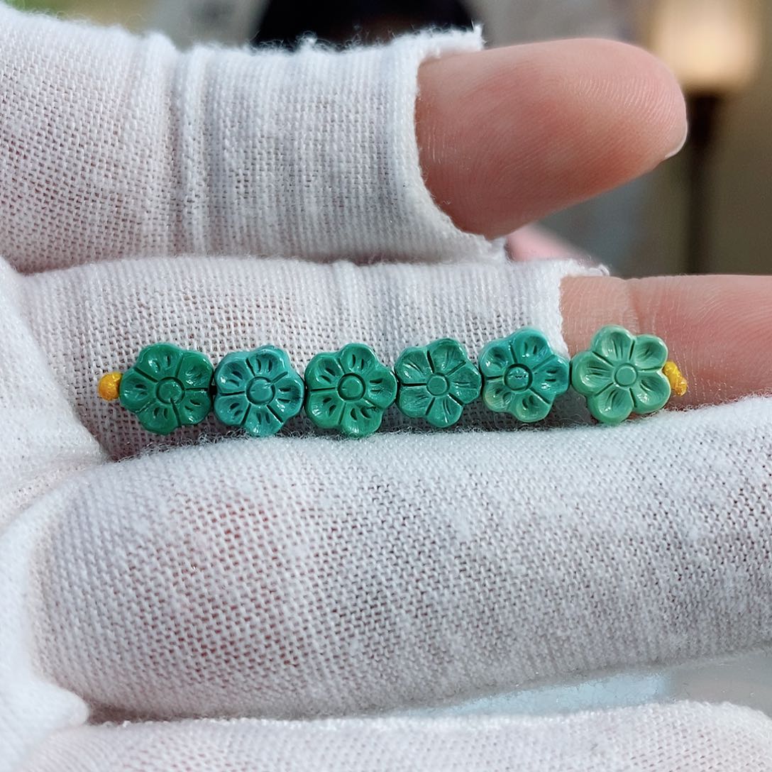 未镶嵌绿松石珠宝奇石