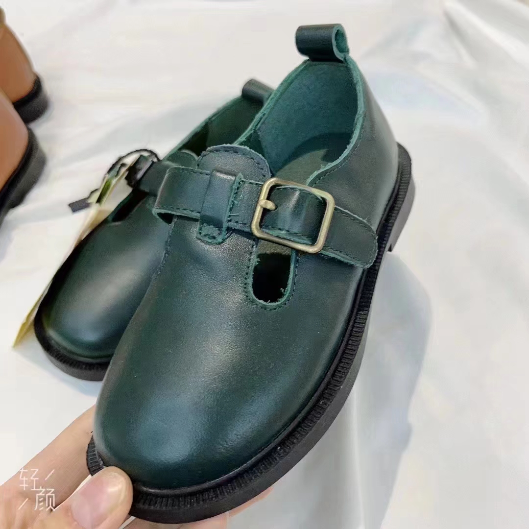 儿童悠闲板鞋春秋皮鞋（扣号）