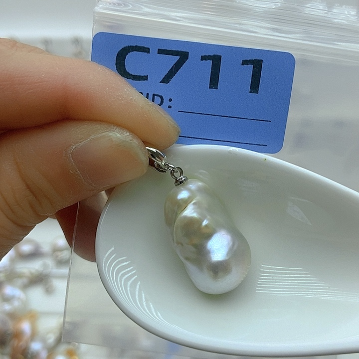 淡水珍珠颈饰未镶嵌