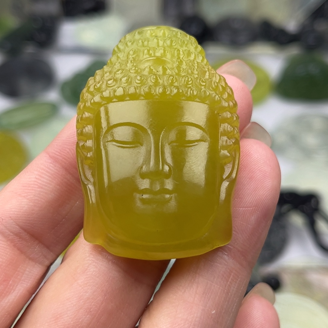 未镶嵌蛇纹石玉其它有黑点介意勿拍