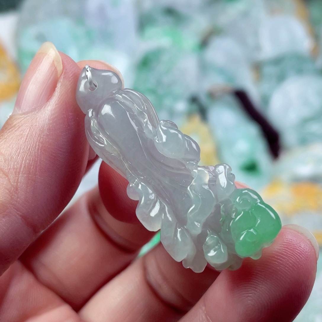 翡翠未镶嵌吊坠(不含链)