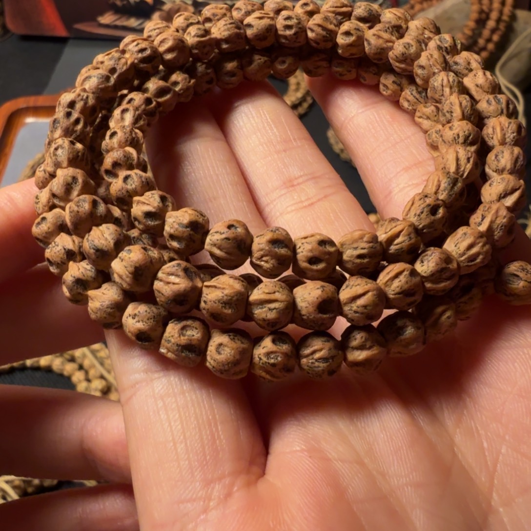 姗***了柏香籽/百香籽吊坠