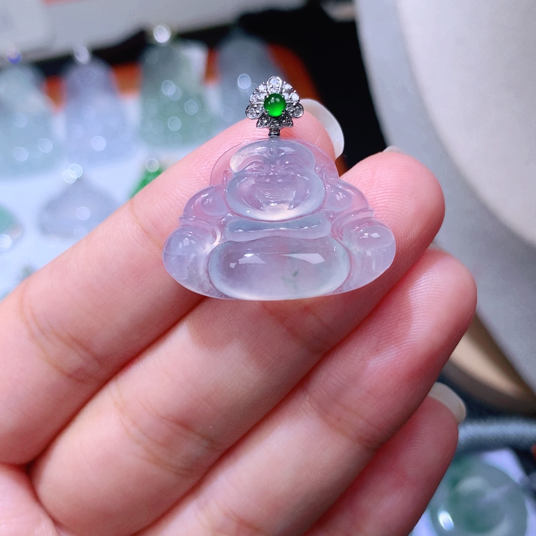 颈饰18K金镶嵌翡翠佛公