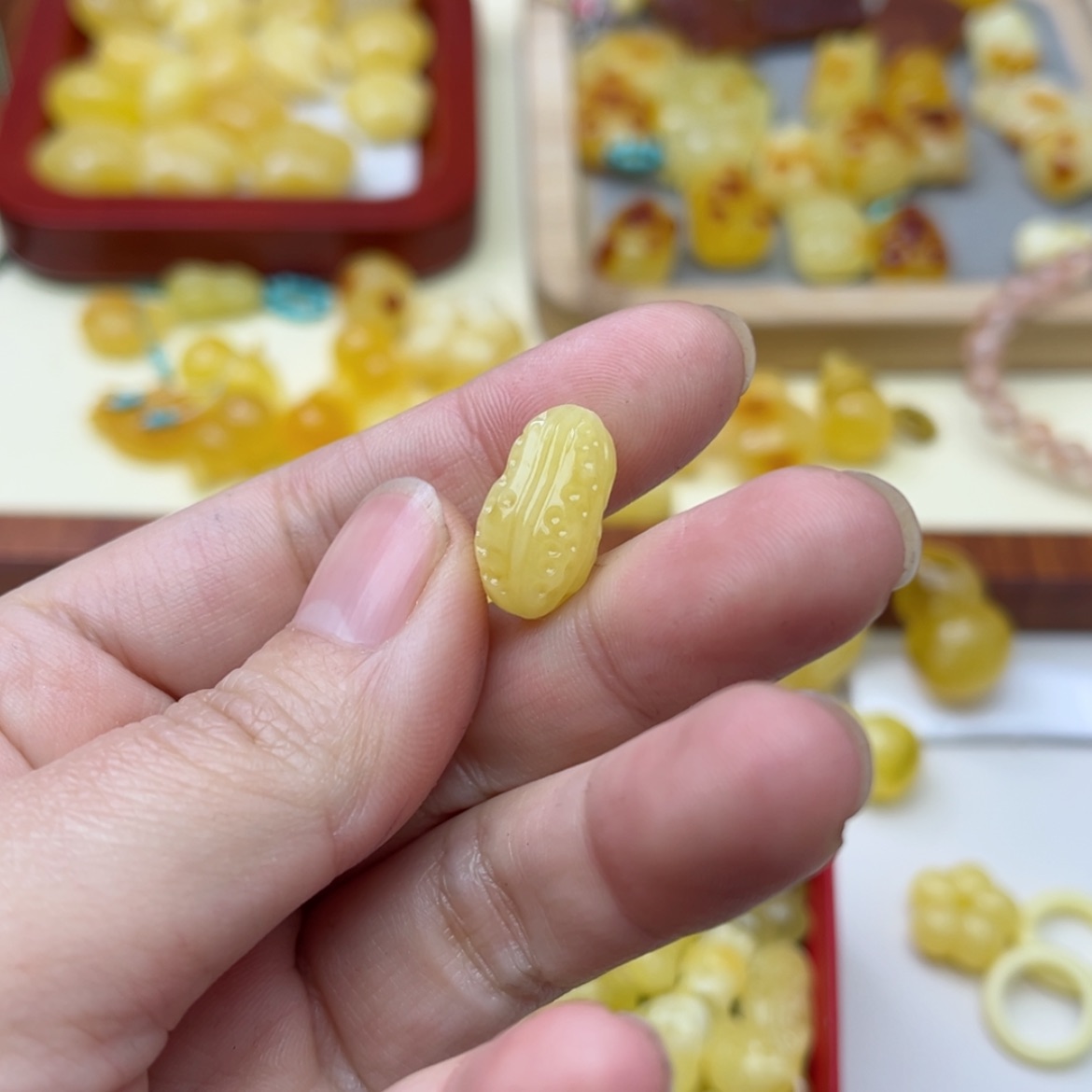 【闪购商品】蜜蜡裸石未镶嵌配饰