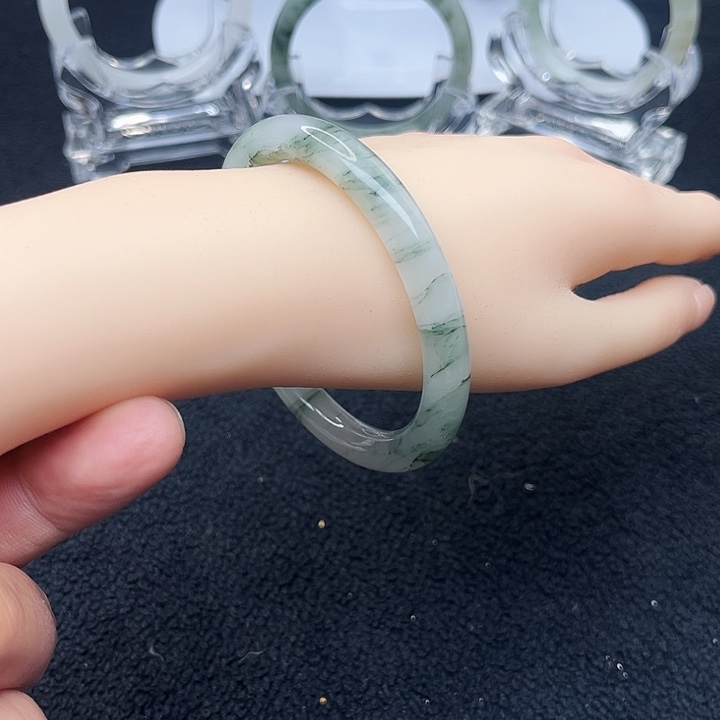 石英质玉未镶嵌手镯501