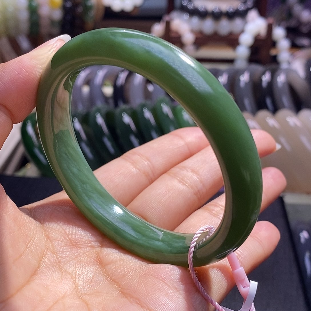 颈饰未镶嵌和田玉毕业级老坑料碧玉猫眼手镯57