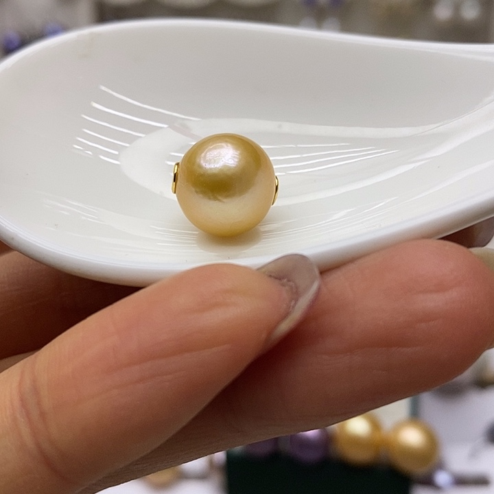 淡水珍珠未镶嵌耳饰