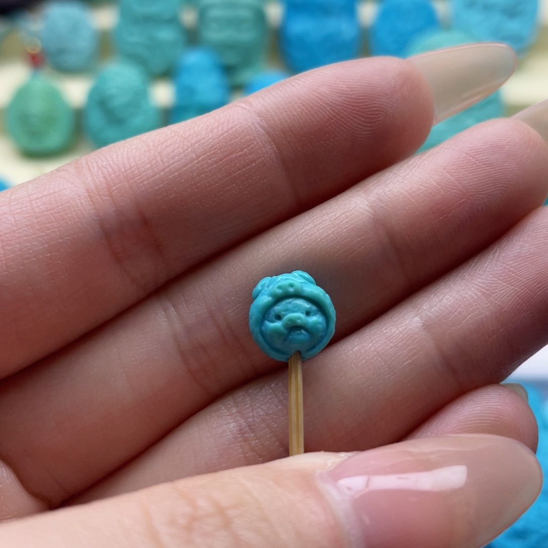 绿松石雕刻未镶嵌