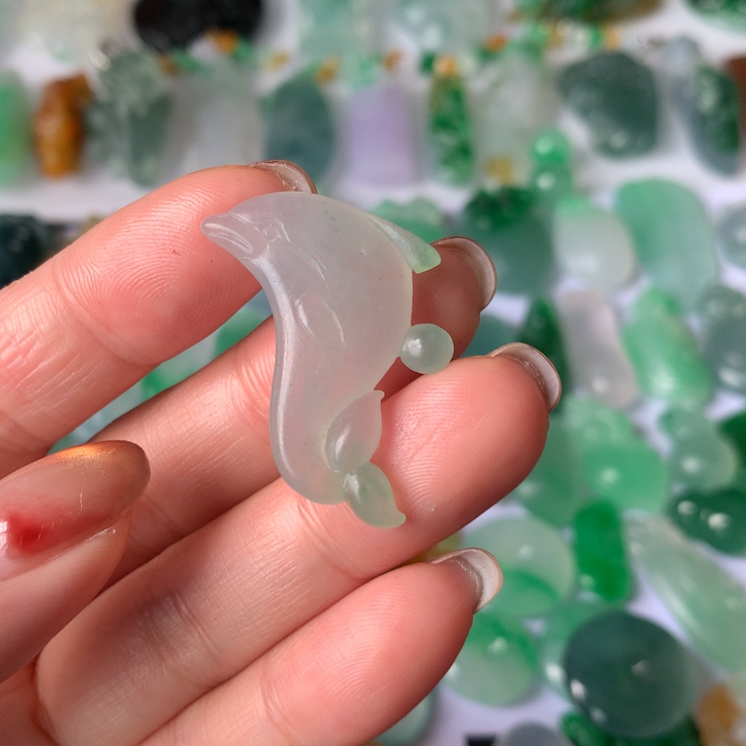 定制翡翠未镶嵌海豚