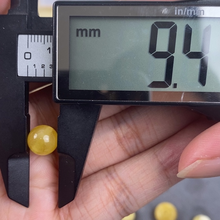 琥珀裸石未镶嵌福利有粉