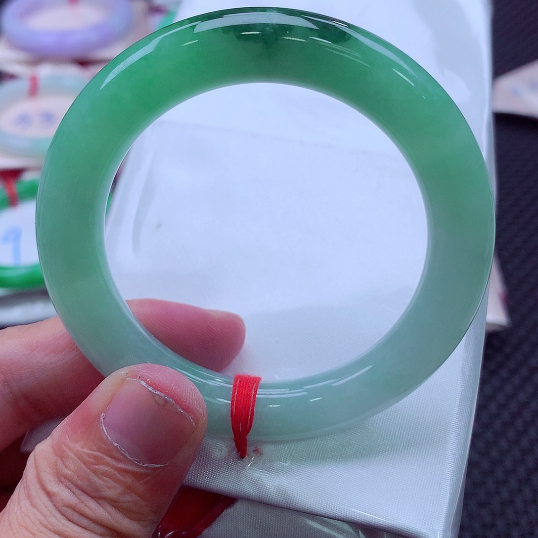 未镶嵌手镯翡翠翡翠