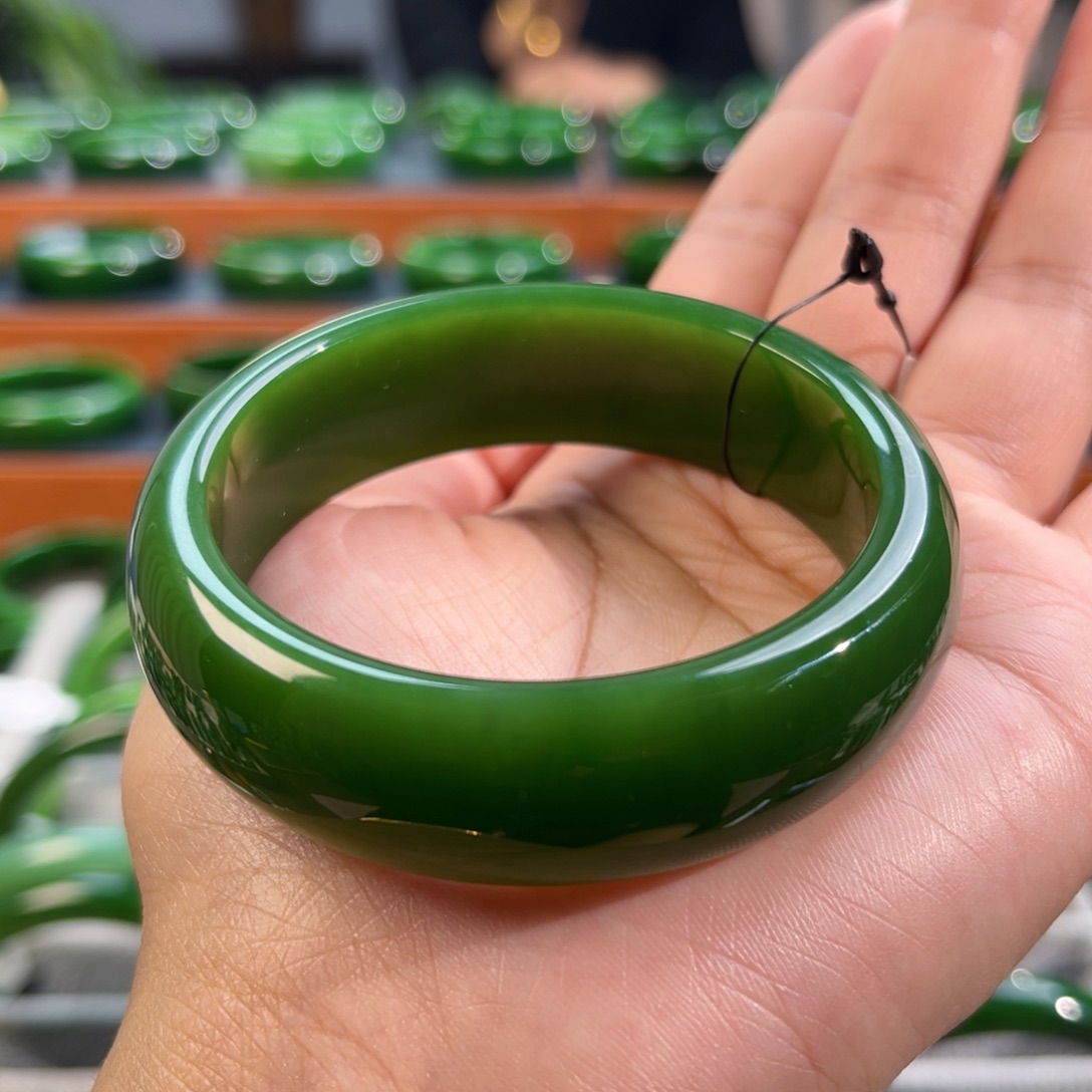 未镶嵌手镯和田玉5354