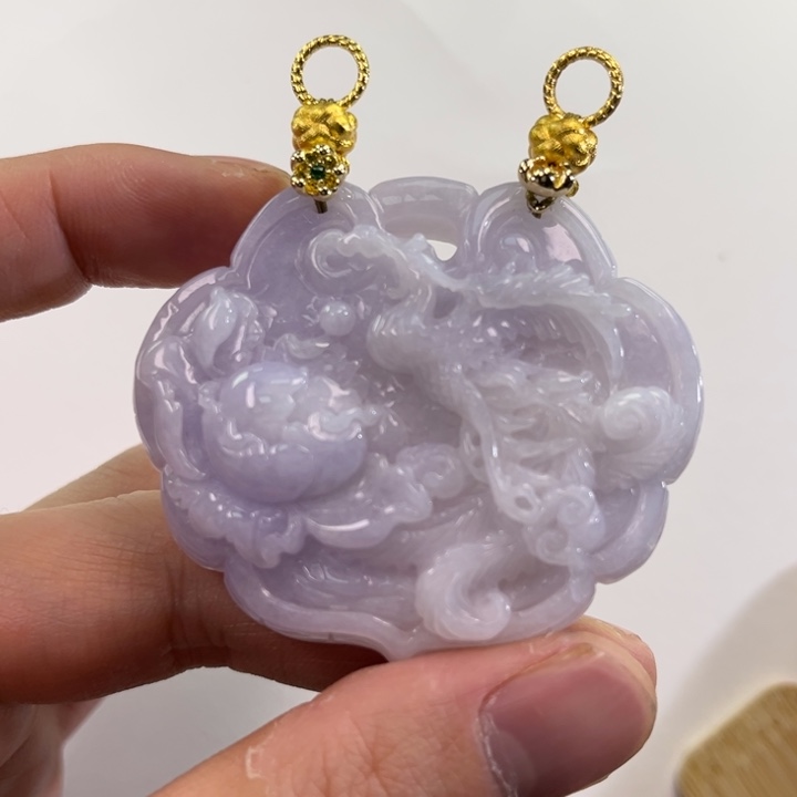 翡翠吊坠(赠链)未镶嵌代编织