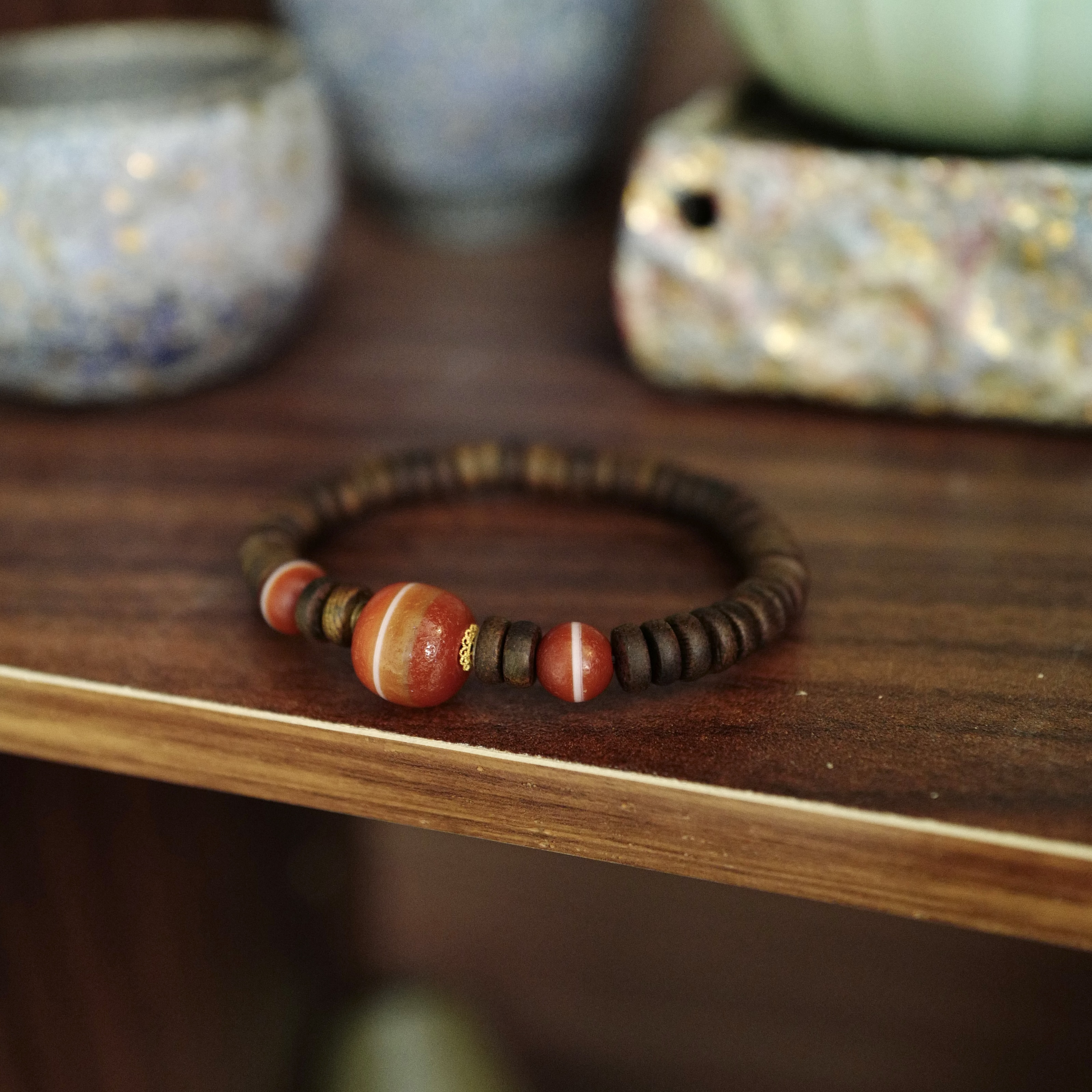 沉香【沉水级】18k奇楠沉香虫漏片片珠单圈手串 零 XK20236