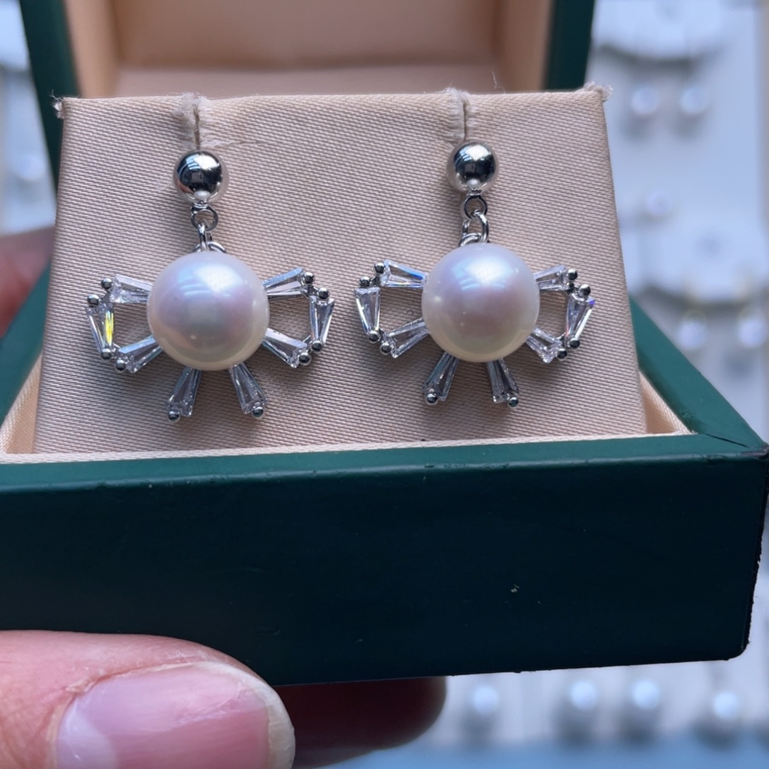 淡水珍珠未镶嵌耳饰