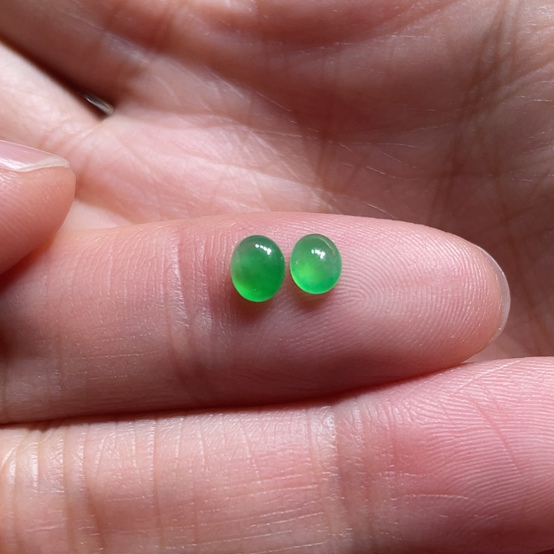 定制翡翠未镶嵌蛋面