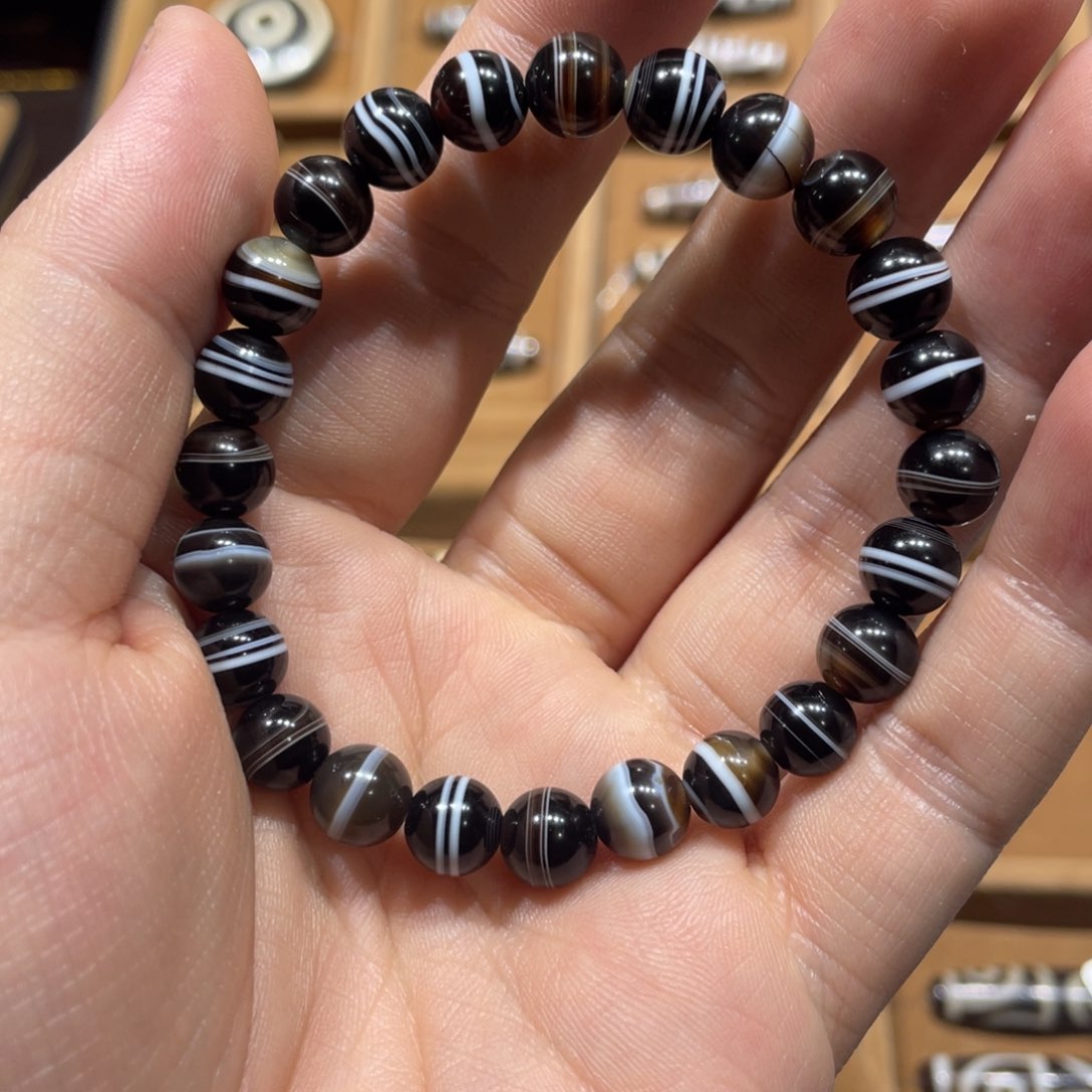 玛瑙/玉髓颈饰未镶嵌乌*