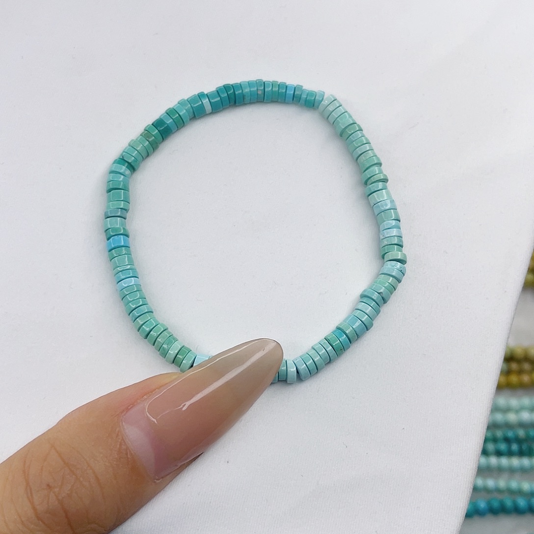 绿松石未镶嵌颈饰