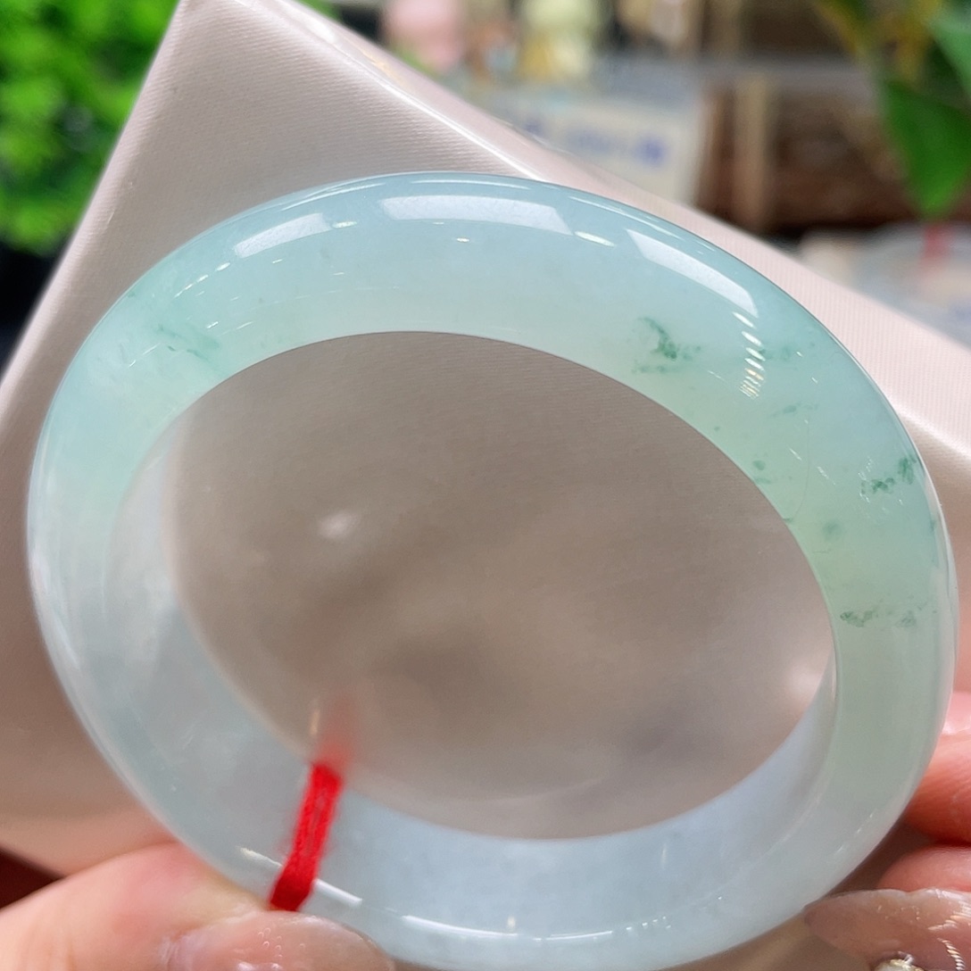 未镶嵌手镯翡翠18号芙蓉色飘花52.5圈