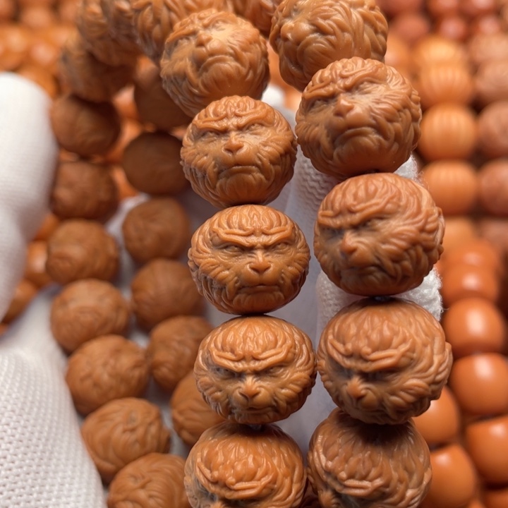 猴头核桃吊坠t****8斗战胜佛