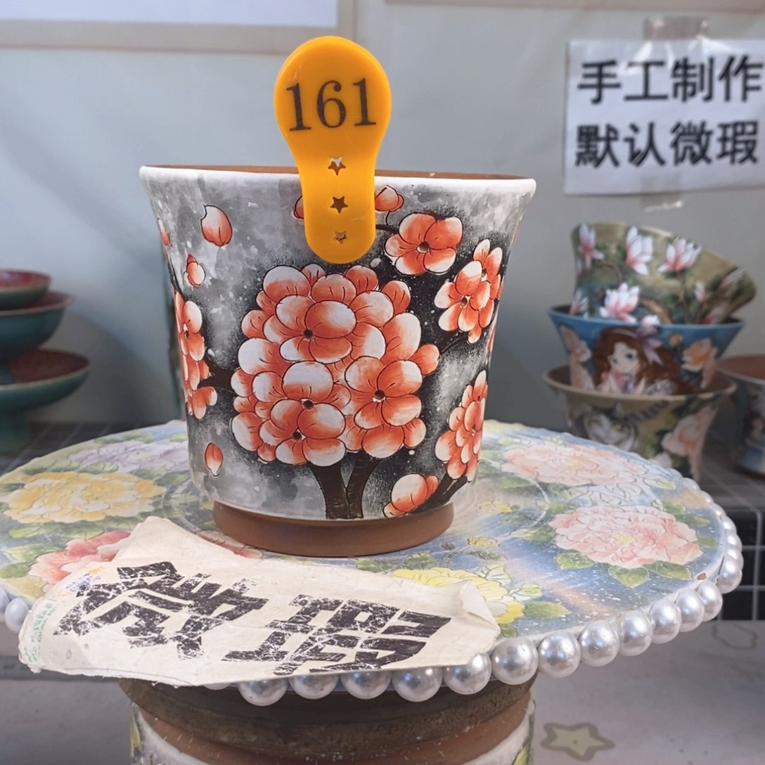 紫砂花盆莓**恼红陶手绘花盆