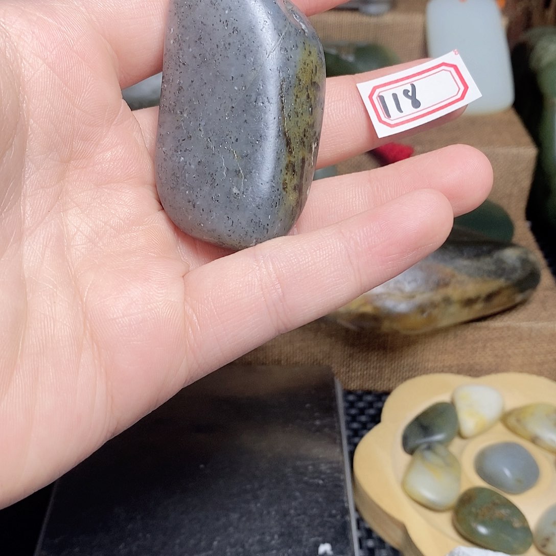 未镶嵌和田玉挂件118