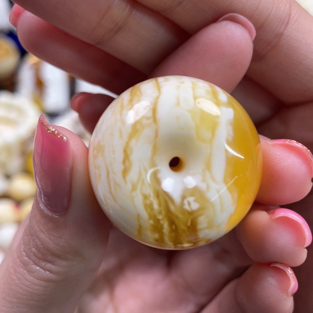 蜜蜡裸石未镶嵌登*琥珀蜜蜡