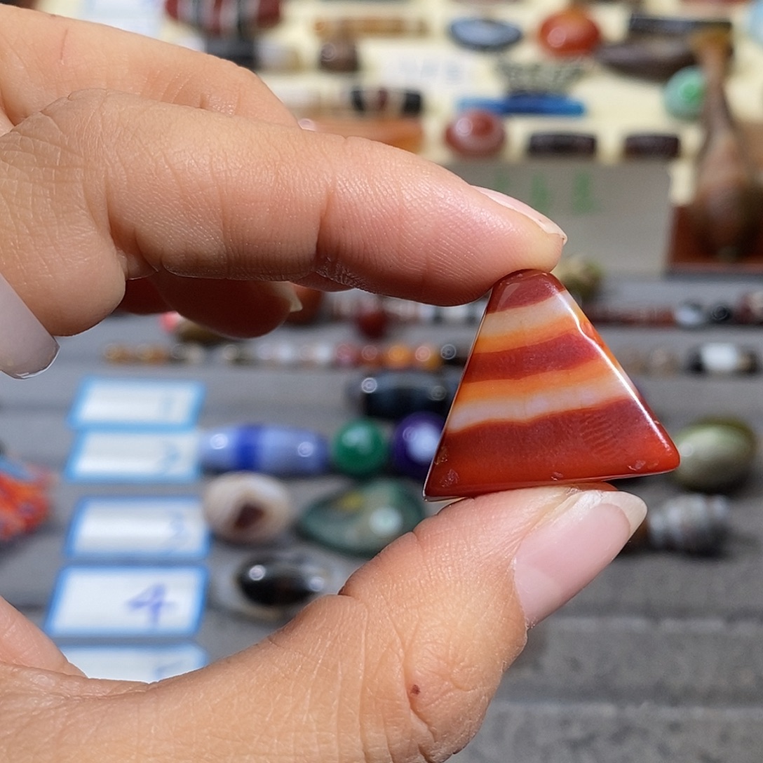 默***.玛瑙/玉髓合金颈饰